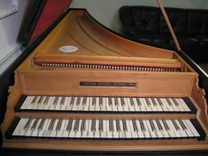 Double manual italian harpsichord by Philippe Humeau 1999, Barbaste, after an anonymous instrument circa 1650 in the Nuremberg museum  